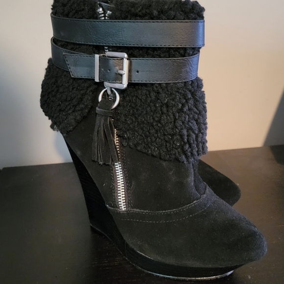 Colin Stuart booties - Picture 3 of 3